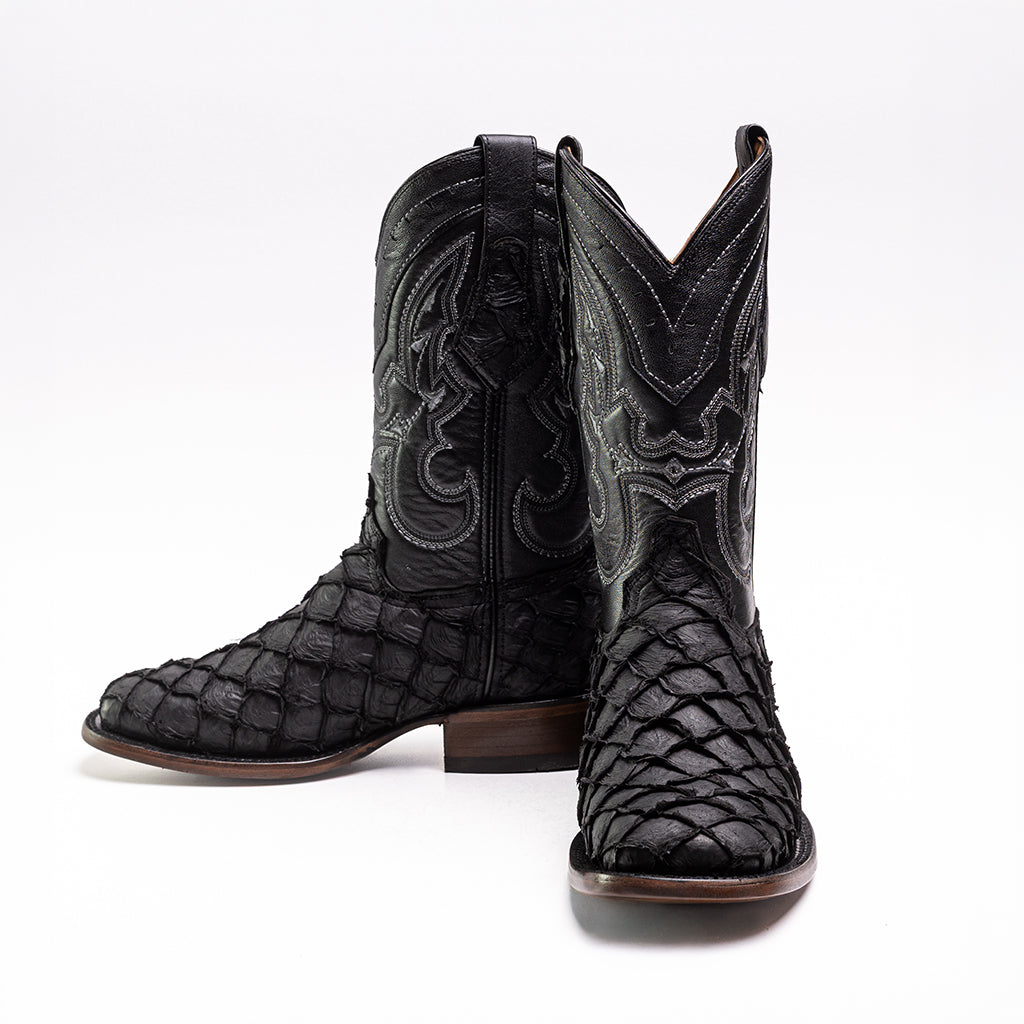 BOTA GOLDRUSH PESCADO PIRARUCU NEGRO HORMA BULLDOG