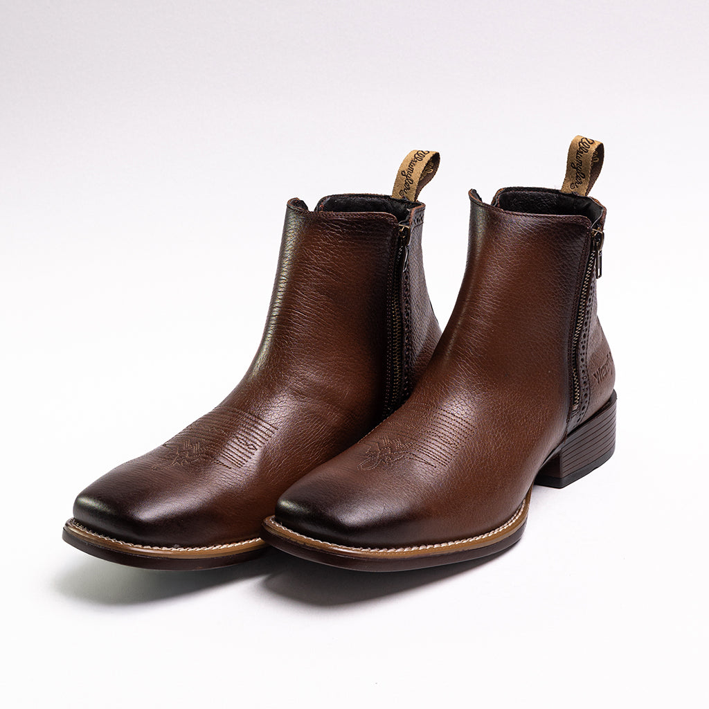 BOTIN WRANGLER COLOR CAFE PUNTA CUADRADA CON CIERRE 1417